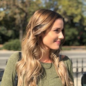 Meet your Posher, Hannah